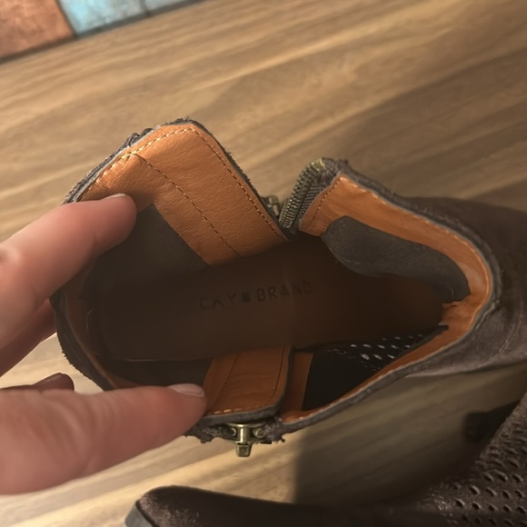 Lucky brand 8 leatherr zip ankle boots - Picture 13 of 14